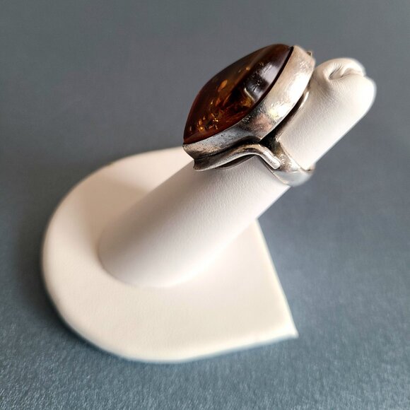 Large oversized vintage sterling silver cocktail ring with Amber stone. - Picture 3 of 9